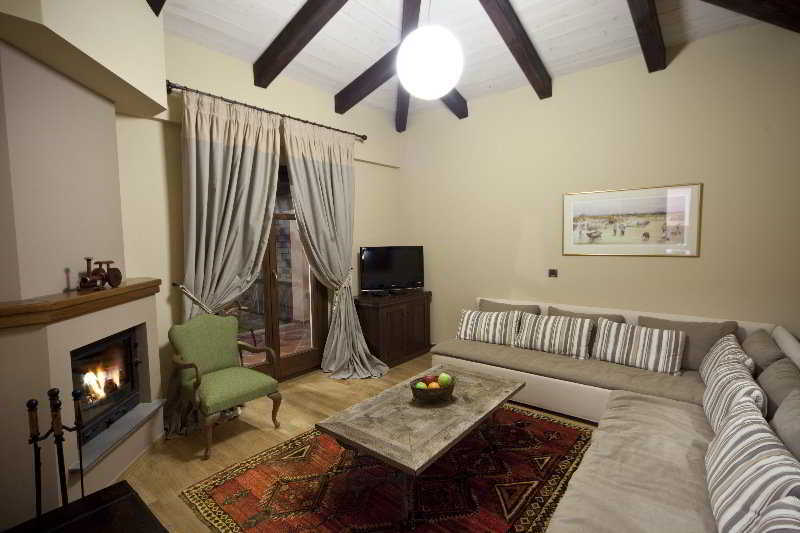 Kazarma Hotel Kalývia Fylaktís Buitenkant foto